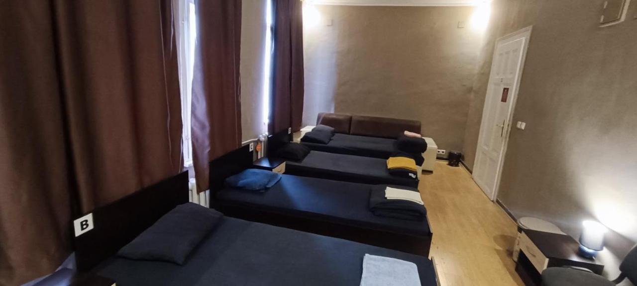 Best Private Rooms In The Center София Екстериор снимка